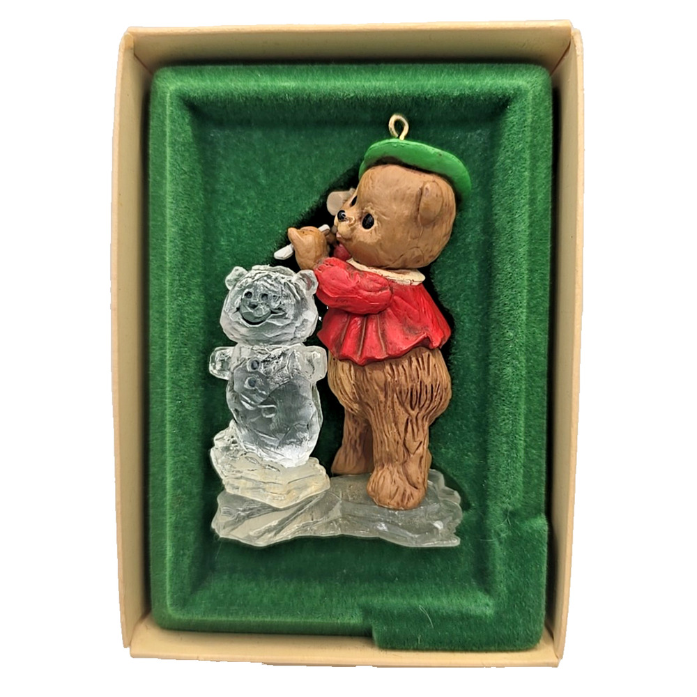 Hallmark Keepsake The Ice Sculptor Bear Ornament 1981 inBox U328